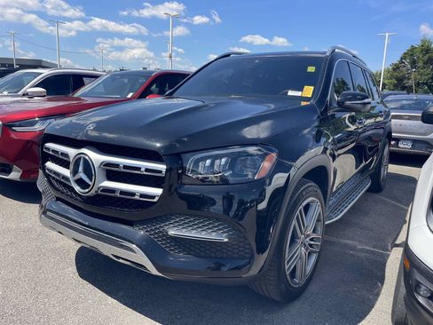 Used 2020 Mercedes-Benz GLS 450 4MATIC image 3