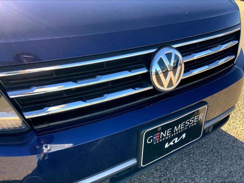Used 2021 Volkswagen Tiguan SEL w/ 3-Row Tiguan MDO Package image 36