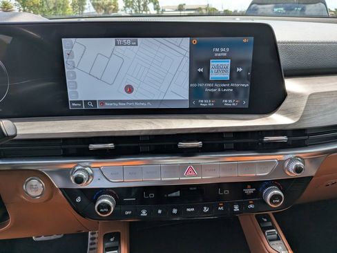 Certified 2024 Kia Telluride SX Prestige X-Line AWD/4WD image 24