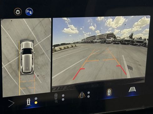 New 2026 Chevrolet Equinox ACTIV image 16