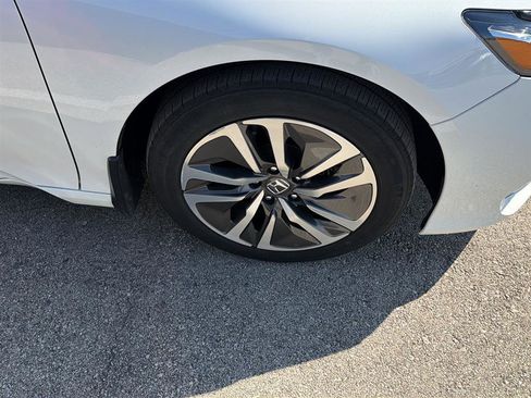 Used 2018 Honda Accord Touring image 20