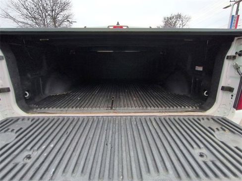 Used 2019 RAM 1500 Big Horn image 23