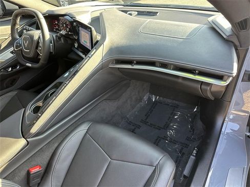 Used 2025 Chevrolet Corvette Z06 image 25