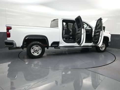 Used 2024 Chevrolet Silverado 2500 W/T w/ WT Convenience Package AWD/4WD image 31