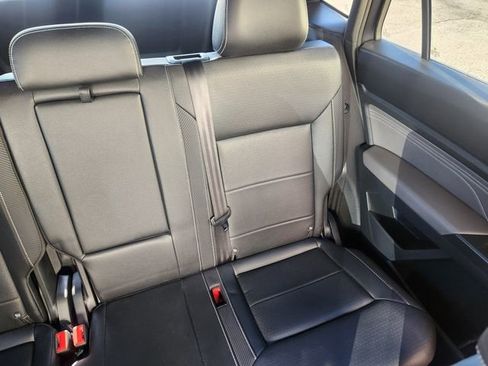 Used 2022 Volkswagen Atlas Cross Sport SE image 15