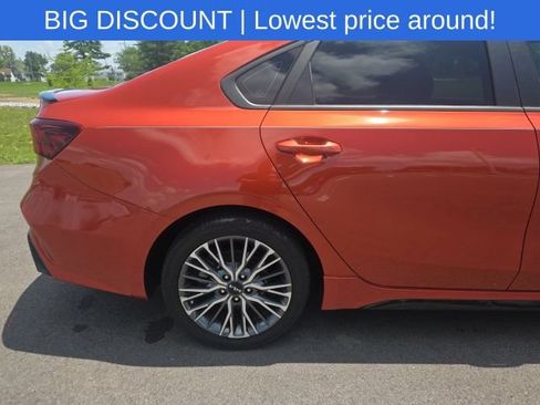 Used 2023 Kia Forte GT-Line w/ GT-Line Technology Package FWD image 9