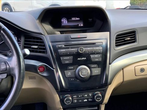 Used 2013 Acura ILX w/ Premium Package image 8