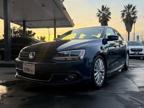 Used 2014 Volkswagen Jetta TDI image 2