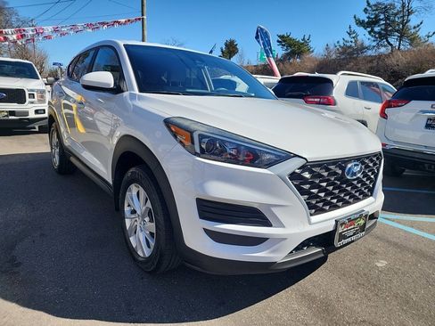 Used 2019 Hyundai Tucson SE AWD/4WD image 4