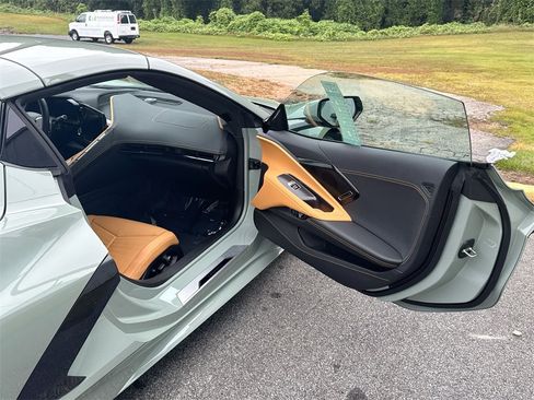 Used 2024 Chevrolet Corvette Stingray image 30