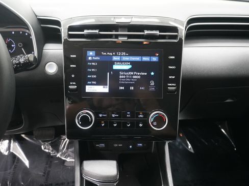Used 2023 Hyundai Tucson SEL FWD image 19