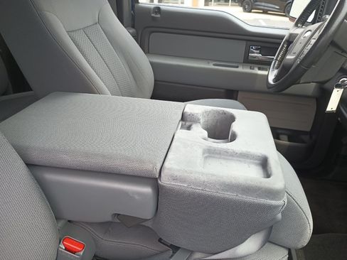 Used 2013 Ford F150 XLT w/ Mid Equipment Group RWD image 28