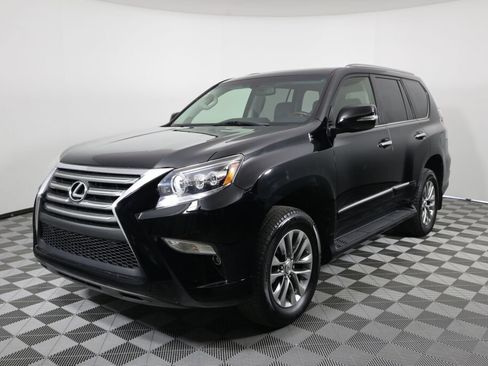 Used 2018 Lexus GX 460 Luxury w/ Preferred Accessory Package AWD/4WD image 5