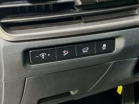 New 2025 Kia Telluride S image 10