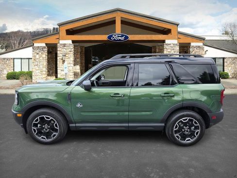 New 2025 Ford Bronco Sport Outer Banks image 8