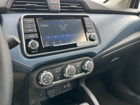 Used 2025 Nissan Versa SV FWD image 16