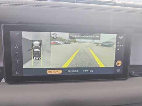 Used 2021 Land Rover Defender 90 S image 21