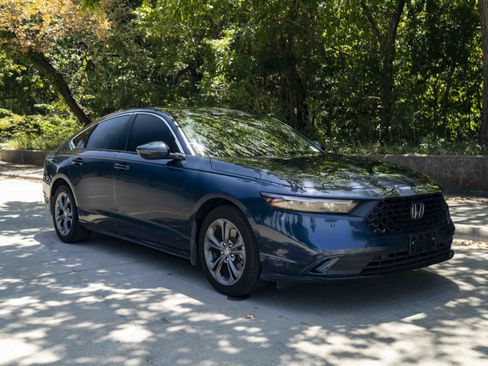 Used 2024 Honda Accord EX-L image 2