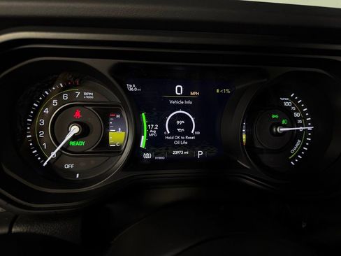 Used 2024 Jeep Wrangler Unlimited Rubicon 4xe AWD/4WD image 19