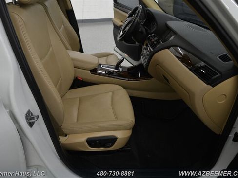 Used 2017 BMW X3 sDrive28i image 18