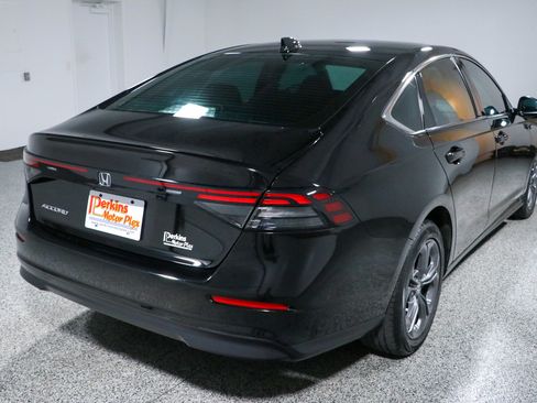 Used 2023 Honda Accord EX image 7