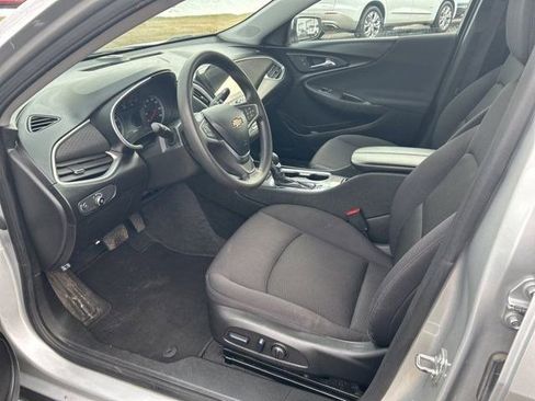 Used 2022 Chevrolet Malibu LT image 11