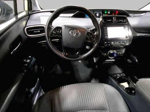 Used 2021 Toyota Prius Prime LE FWD image 6