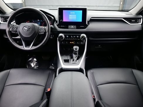 Used 2025 Toyota RAV4 XLE Premium w/ Weather Package AWD/4WD image 17