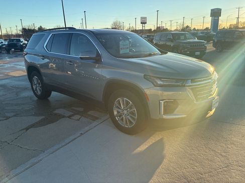 Used 2023 Chevrolet Traverse LT w/ LPO, Floor Liner Package image 8