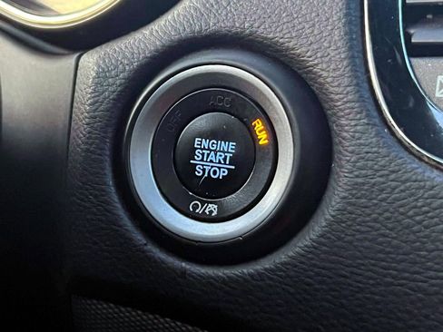 Used 2019 Dodge Durango GT image 25