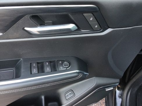 Used 2025 GMC Acadia Elevation w/ Elevation Premium Package image 10