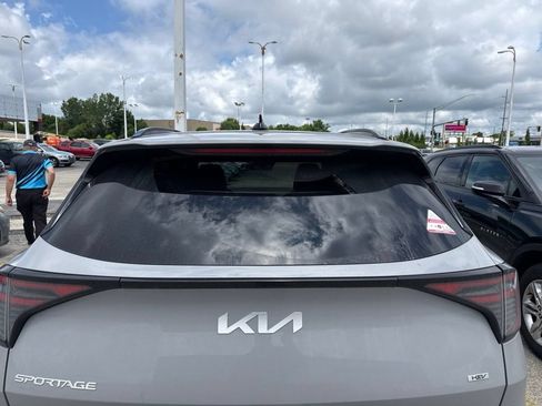 Used 2026 Kia Sportage SX Prestige AWD/4WD image 4