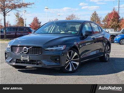 Used 2022 Volvo S60 B5 Momentum w/ Premium Package