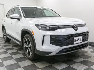 New 2025 Volkswagen Tiguan SE video 2