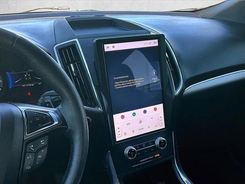 Used 2022 Ford Edge Titanium w/ Equipment Group 301A image 8