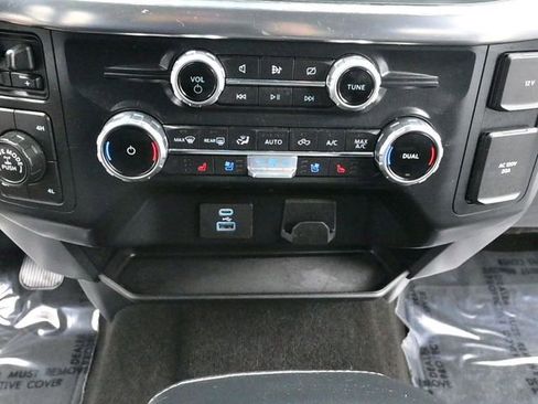 Used 2022 Ford F150 Lariat w/ Equipment Group 501A Mid image 12