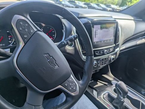 Used 2023 Chevrolet Traverse Premier w/ Redline Edition AWD/4WD image 36