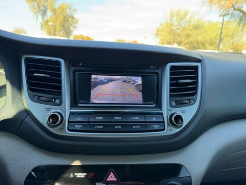 Used 2017 Hyundai Tucson SE image 29