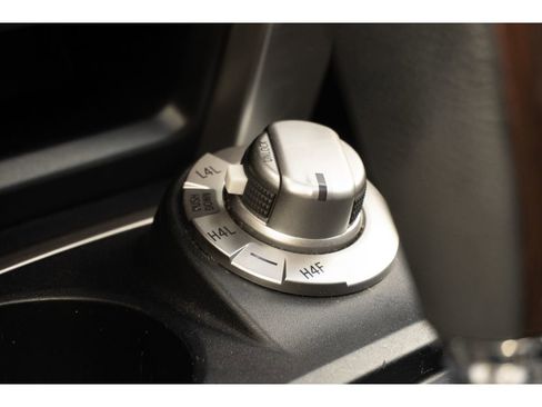 Used 2023 Toyota 4Runner Limited image 28