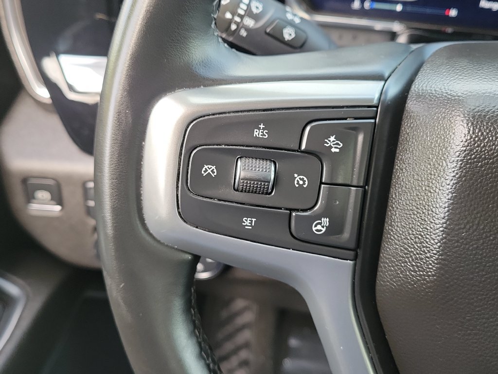 Used 2025 Chevrolet Silverado 1500 LT AWD/4WD image 9