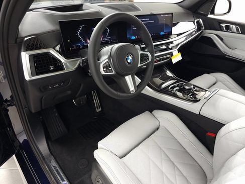 Used 2026 BMW X5 xDrive40i w/ M Sport Package AWD/4WD image 10