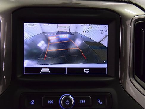 Used 2023 Chevrolet Silverado 1500 Custom image 23