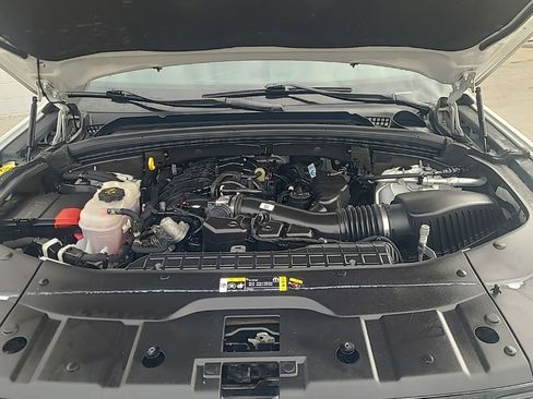 Used 2021 Jeep Grand Cherokee L Limited w/ Luxury Tech Group II image 24