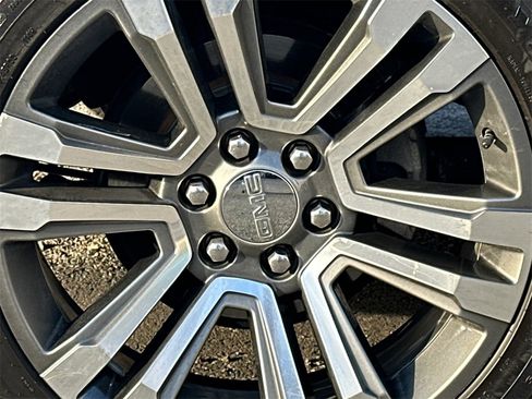 Used 2019 GMC Yukon XL Denali w/ Denali Ultimate Package image 6