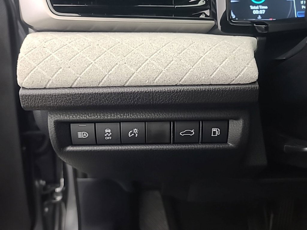 Used 2026 Toyota Camry XLE AWD/4WD image 27