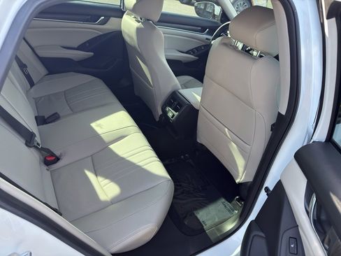 Used 2022 Honda Accord Touring image 20