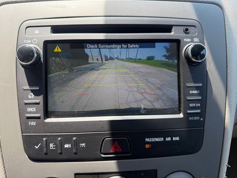 Used 2016 Chevrolet Traverse LS image 16