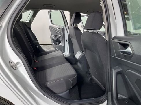 Used 2025 Volkswagen Jetta S image 40