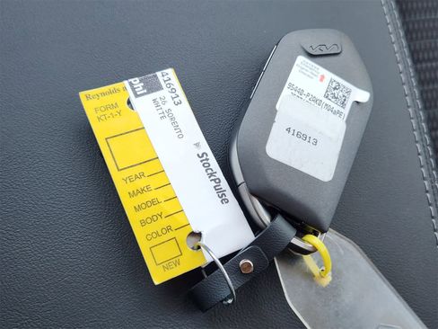 New 2026 Kia Sorento LX image 30