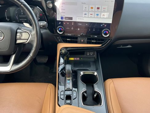 Used 2022 Lexus NX 350h AWD image 10